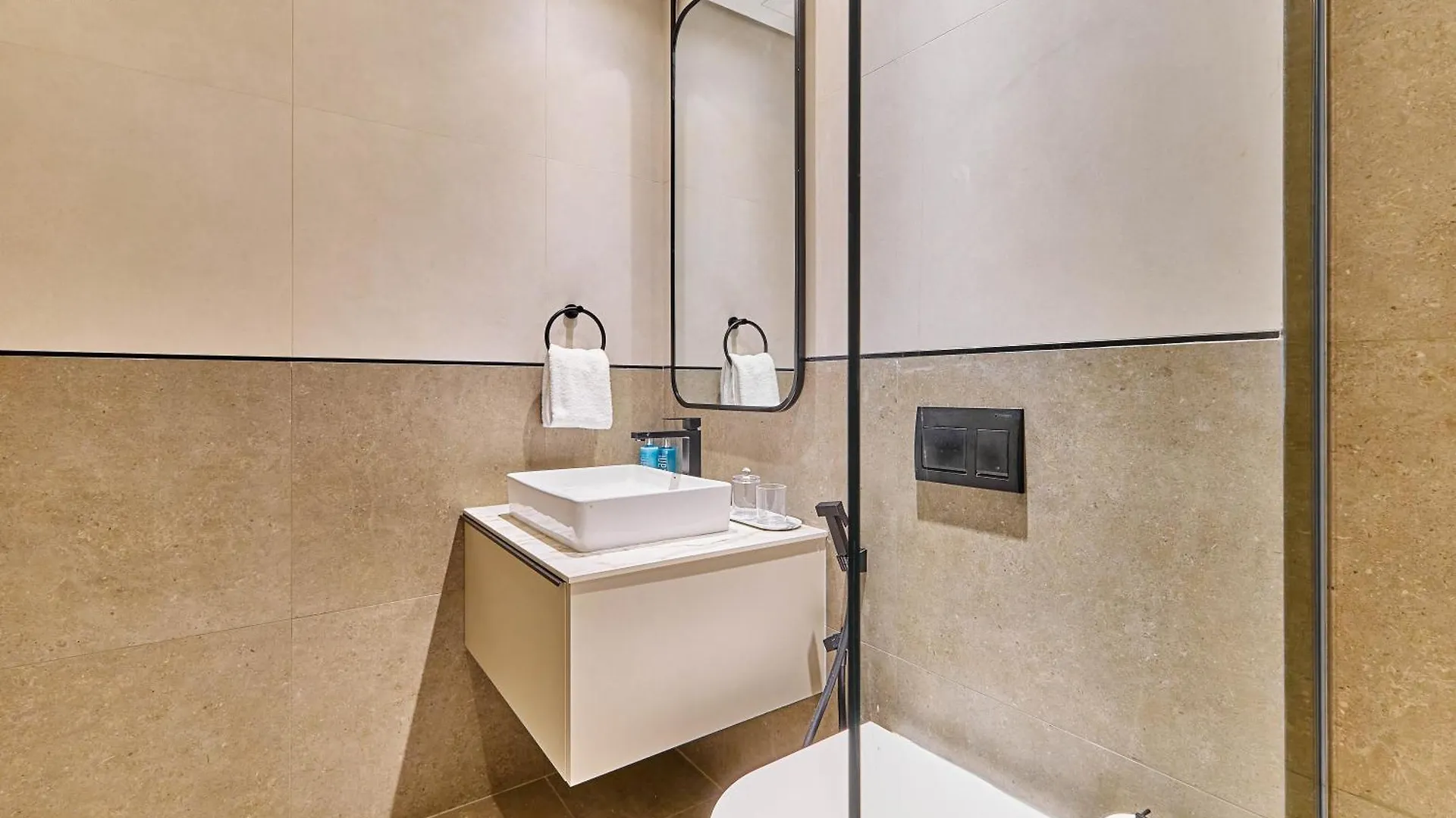 Bnbmehomes - Oxford Terraces Dubai Apartment